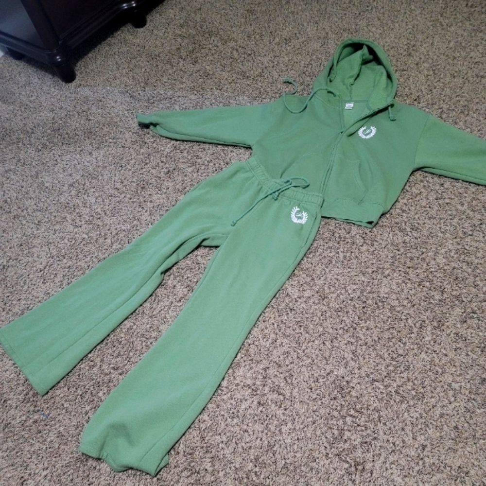 Pink jogger set. Wide legged pants and Zip up hoodie.